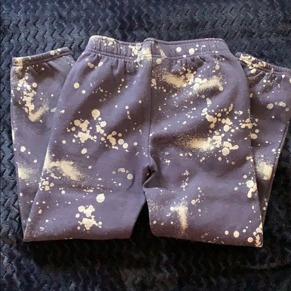 Sweatpants - Picture 14 of 14